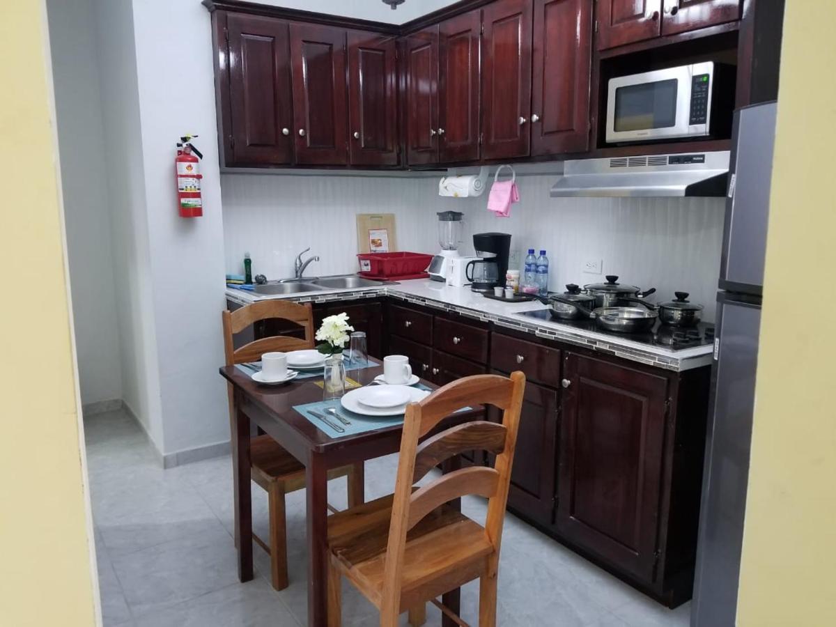 Royal View Apartment Plus Belize City Kültér fotó